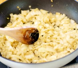 Indian Cilantro Rice with Cashew Nuts and Raisins 