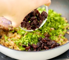 Indian Cilantro Rice with Cashew Nuts and Raisins 