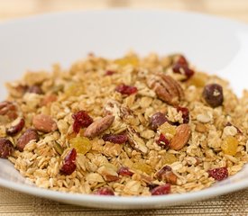 Breakfast Fruit and Nut Granola