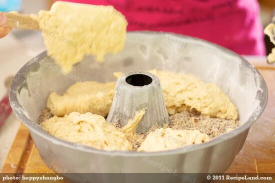 keep adding the remaining batter in the cake pan...