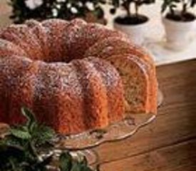 Bananas 'n Cream Bundt Cake