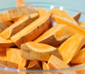 Baked Sweet Potato Wedges with Paprika