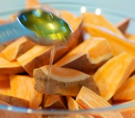 Baked Sweet Potato Wedges with Paprika