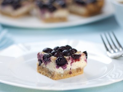 Cheesecake Cookie Squares