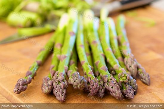 First, get the asparagus prepared.