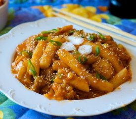 Korean Spicy Rice Cake, Cabbage and Leek Stew