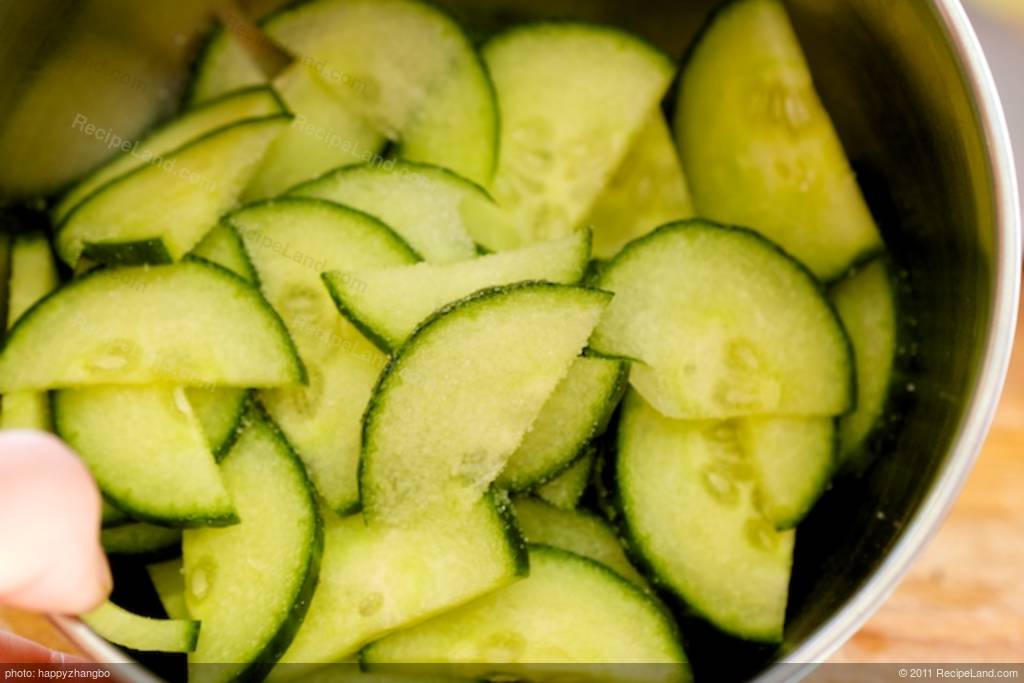 Quick & Easy Cucumber Raita