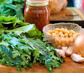 Skillet Kale, Chickpeas and Tomatoes