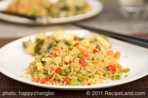 Chinese Fried Rice with Bell Pepper, Peas and Carrots