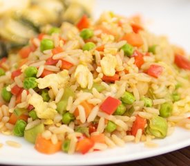 Chinese Fried Rice with Bell Pepper, Peas and Carrots