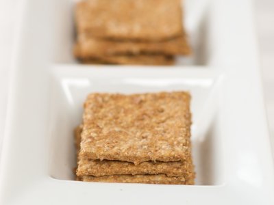 Homemade Wheat Thins