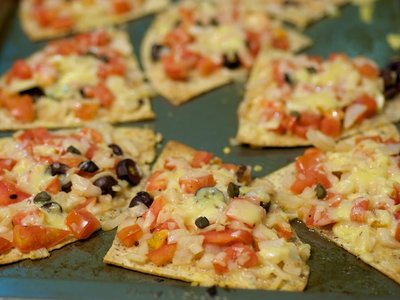 16 Minute Tortilla Pizza