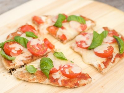 Grilled Tomato and Mozzarella Pizza with Basil