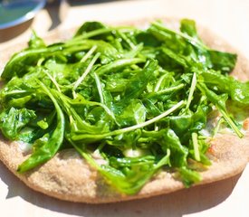 Arugula and Mozzarella Pizza with Garlic-Olive oil