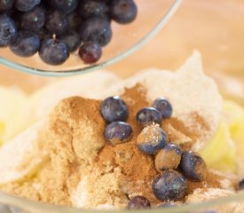 Apple Blueberry Crumble Pie