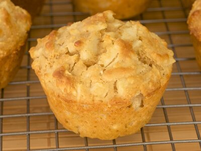 Apple Oat Moist Muffins-Low fat, Low calorie