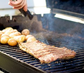 Chipotle Chile-Garlic Grilled Flank Steak