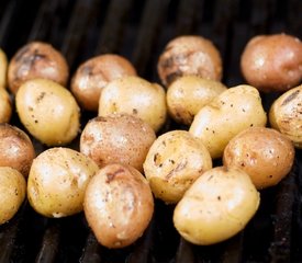 Grilled Potato and Parsley Pesto Salad