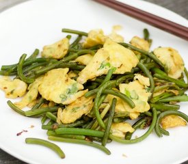 Garlic Scape Stir-fry with Scrambled Eggs