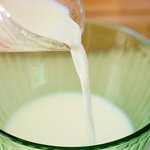 Pour the milk into a medium-sized bowl.