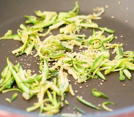 Korean Seasoned Vegetables and Noodles with Spicy Sauce