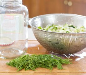 Quick Zucchini Party Pickles