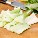 Then separate the bok choy leaves and stems, rinse and pat them dry,
