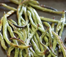 Mediterranean Roasted Green beans with Goat Cheese