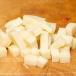 Cut the mozzarella into 1/2-inch cubes.