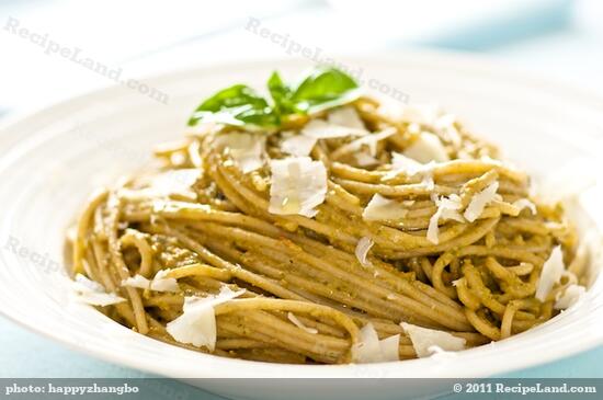 Here we have the pesto pasta on the plate, sprinkle some parmesan on top, and enjoy!