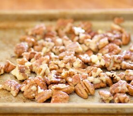 Skillet Green Beans with Toasted Butter-Maple Pecans