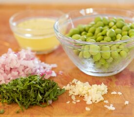 Skillet Peas with Red Onion and Mint