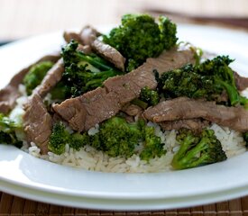 15 Minute Broccoli Beef (Easy)