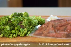 15 Minute Broccoli Beef (Easy)