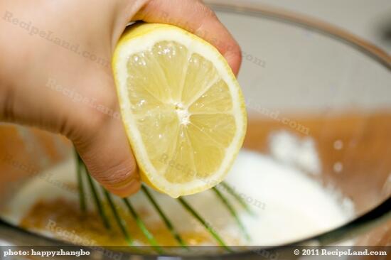 squeeze fresh lemon juice from half of the lemon.