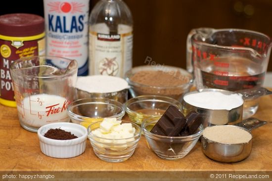 These are the ingredients we need to make this ultimate hot fudge pudding cake.