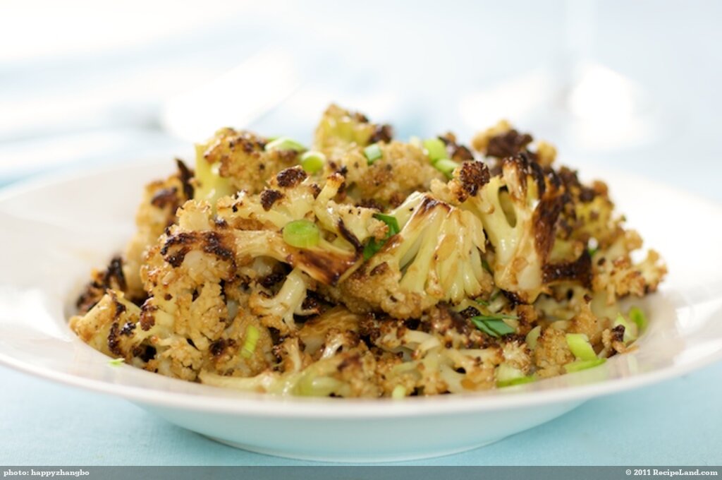 Roasted Cauliflower with Garlicky Soy-Ginger Sauce