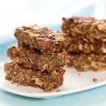 Nutty, chocolaty and delicious homemade granola bars!