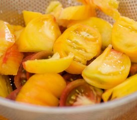 Cheesy Herbed Heirloom Tomato Pie