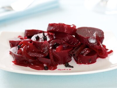 Quick and Easy Pickled Beets