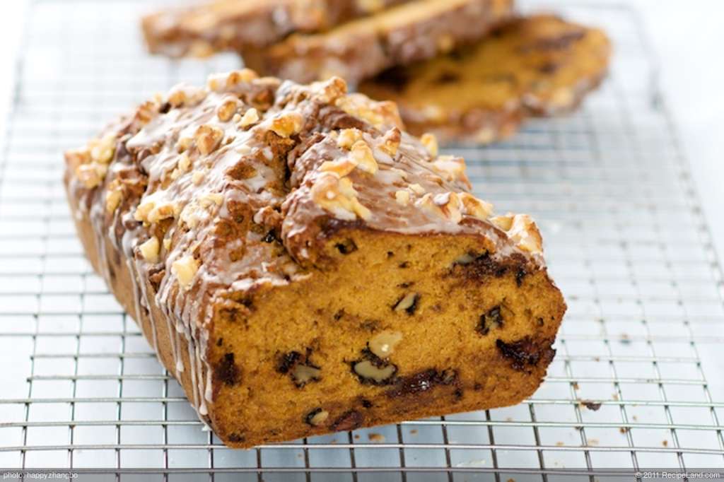 Chocolate Chip, Walnuts and Pumpkin (Squash) Bread recipe