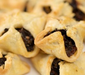 Sun-dried Tomato, Mushroom and Parmesan Puff Pockets