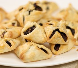 Sun-dried Tomato, Mushroom and Parmesan Puff Pockets