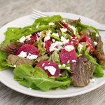 Beets and Arugula Salad with Goat Cheese