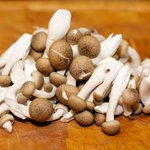 Prepare the mushrooms.