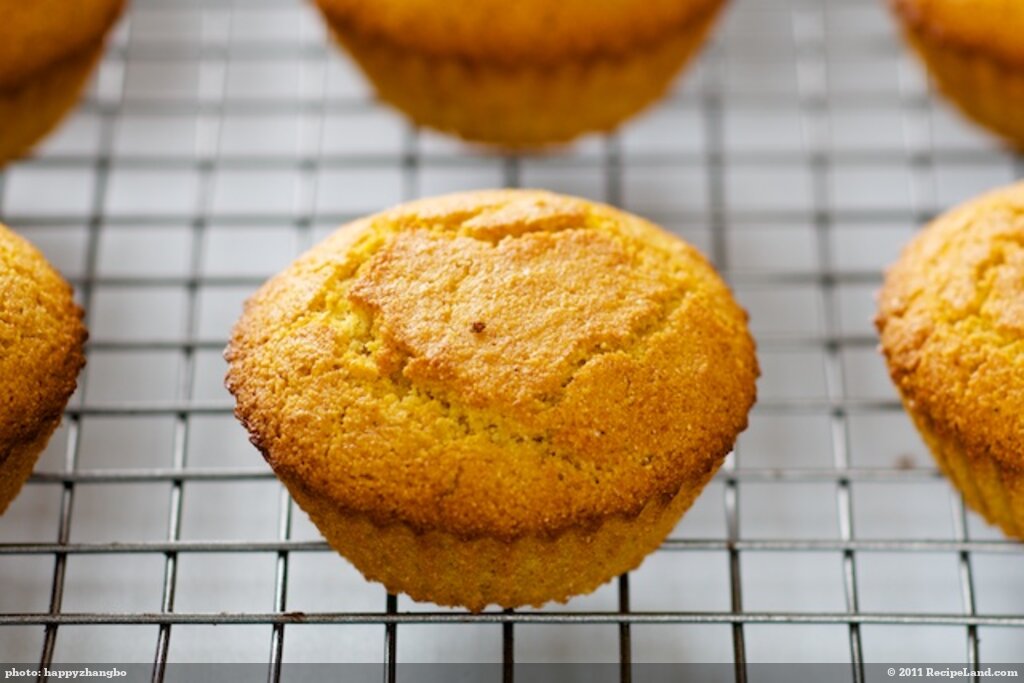 Brown Sugar Cornbread Muffins