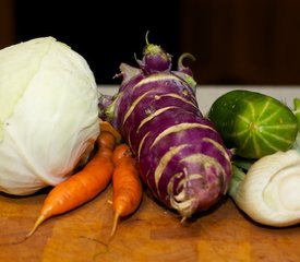 Kohlrabi, Carrot and Fennel Slaw