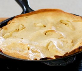 Apfelpfannkuchen (German Apple Pancakes)