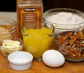 Acorn Squash Cake with Pecan Streusel