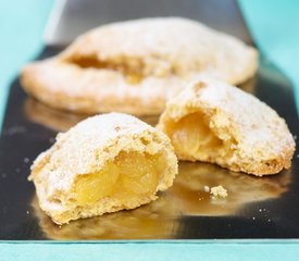 Pineapple Empanaditas (Mini-Pineapple Pockets)